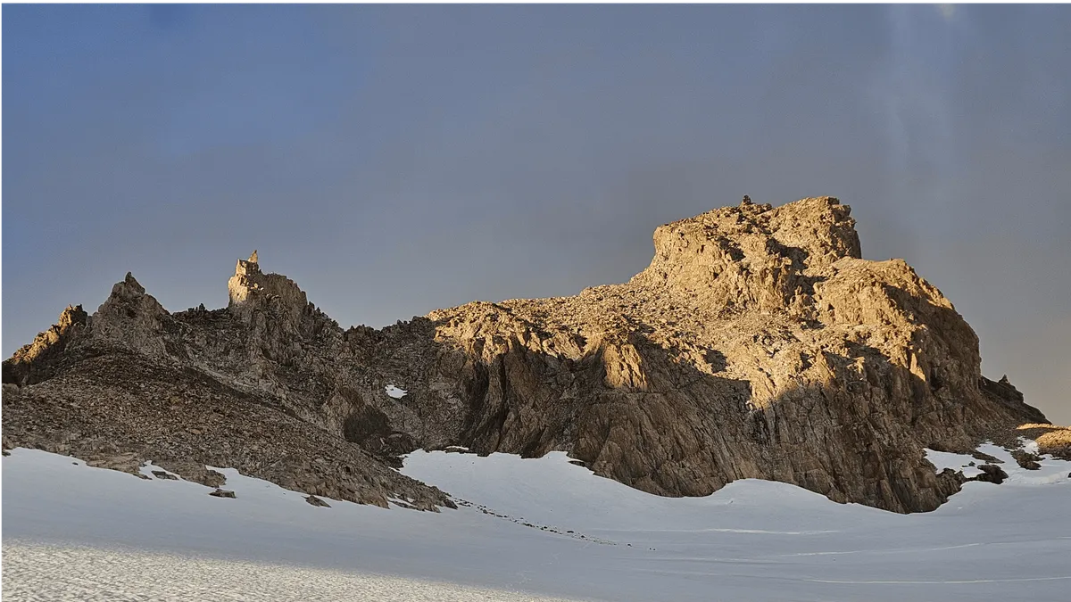 Cerro Mojon Rojo